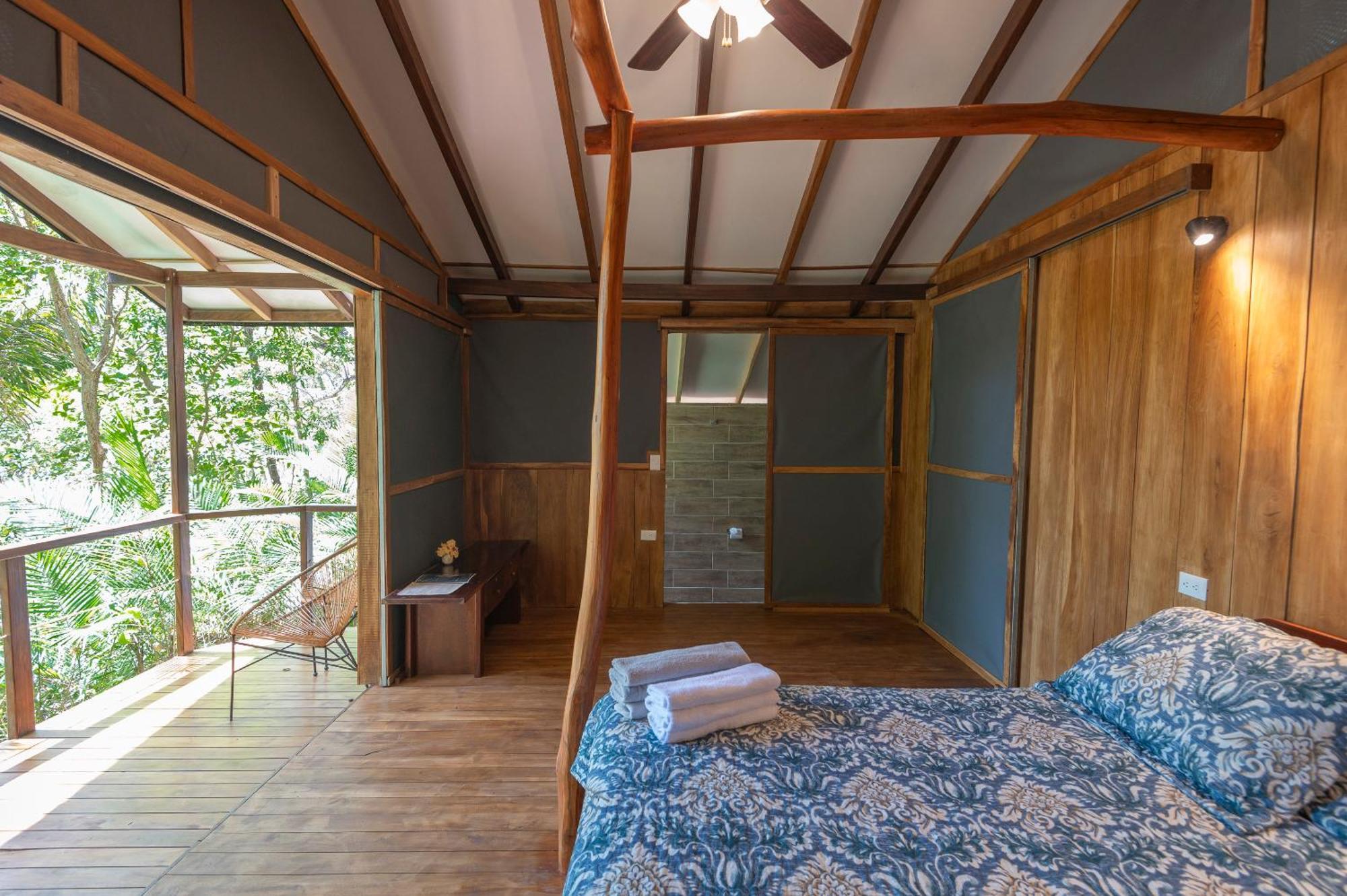 Los Vivos Beachfront Experience Pochote Phòng bức ảnh